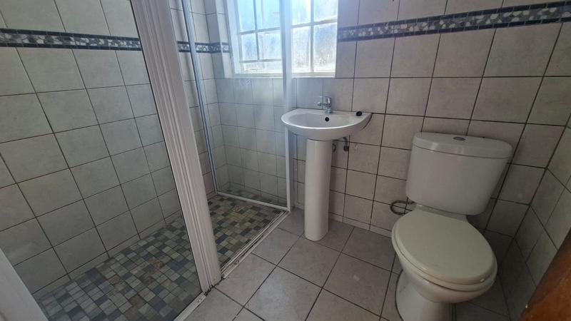 To Let 3 Bedroom Property for Rent in New Woodlands Western Cape